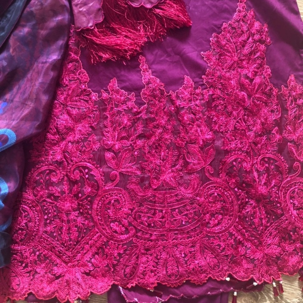 Pakistani lawn salwar suit - Picture 3 of 8
